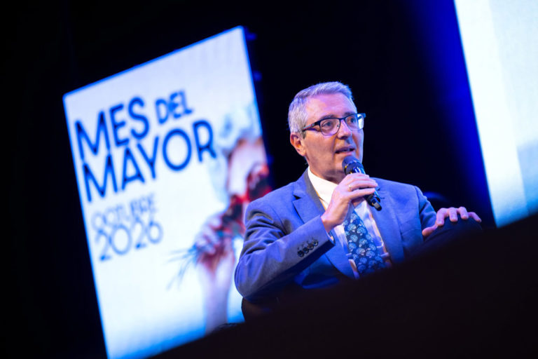 Málaga (España) 30/09/2026El presidente de la Diputación de Málaga, Francisco Salado, participa en la gala de homenaje a las personas mayores de la provincia enmarcada en las actividades del XV Mes del Mayor. En el Auditorio Edgar Neville de la Diputación de Málaga.
Foto: Daniel Pérez García-Santos